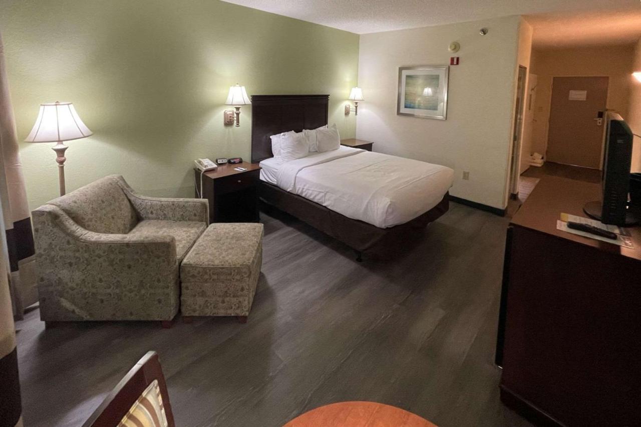 Comfort Inn Pinehurst - Southern Pines Zewnętrze zdjęcie